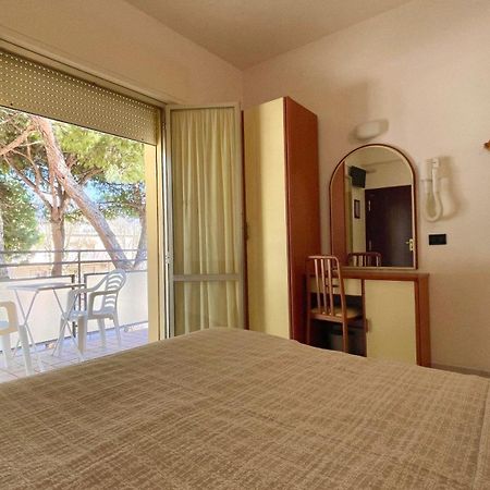 Hotel Zanella تّشيرفييا المظهر الخارجي الصورة