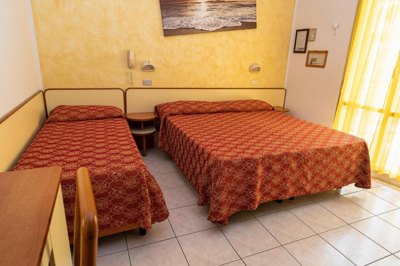 Hotel Zanella تّشيرفييا المظهر الخارجي الصورة