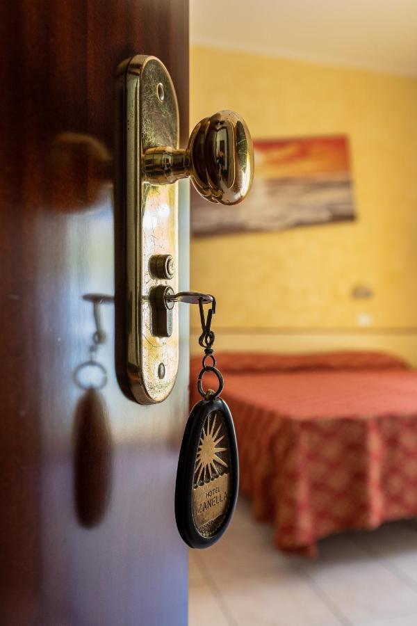 Hotel Zanella تّشيرفييا المظهر الخارجي الصورة