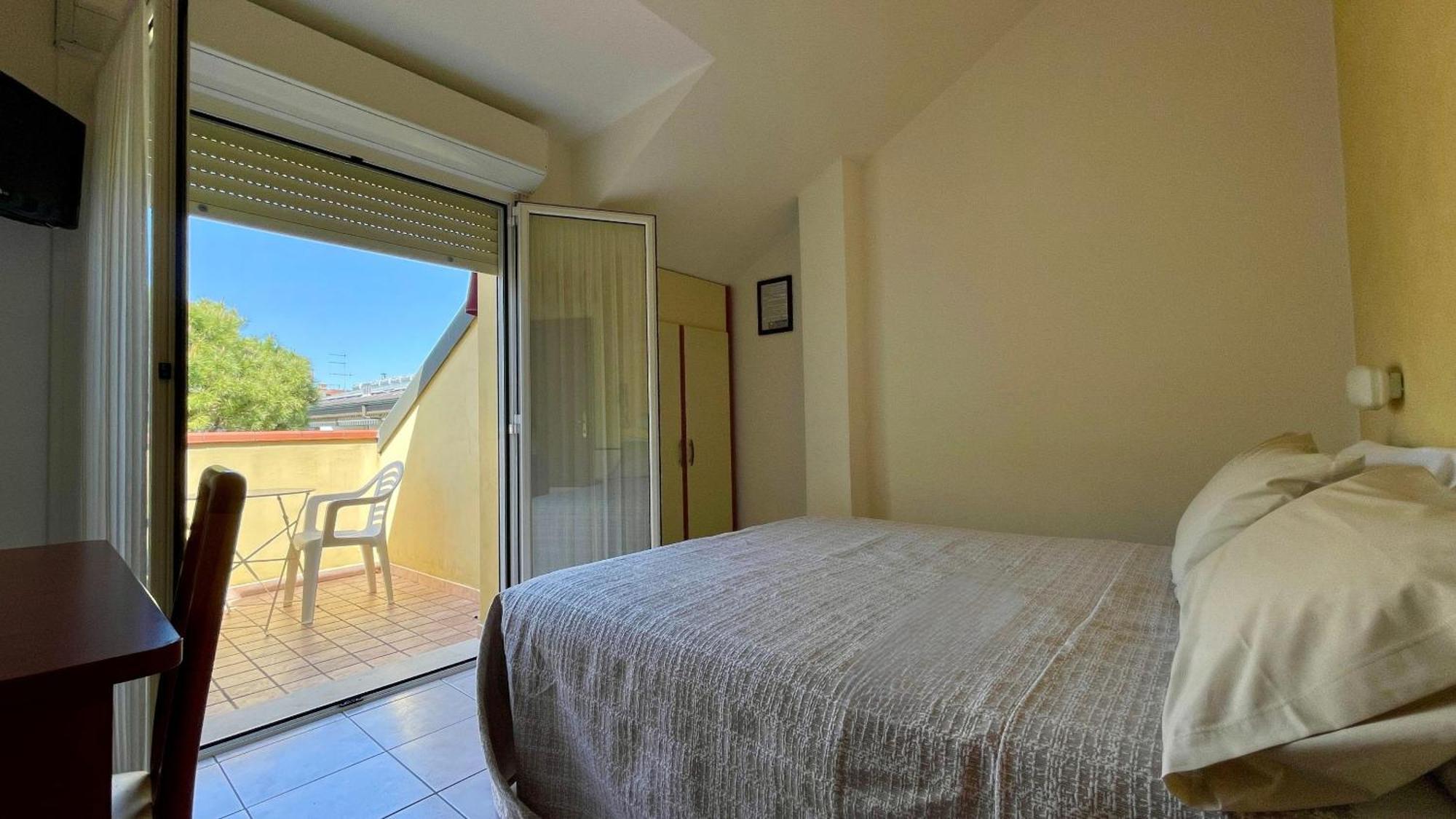 Hotel Zanella تّشيرفييا المظهر الخارجي الصورة