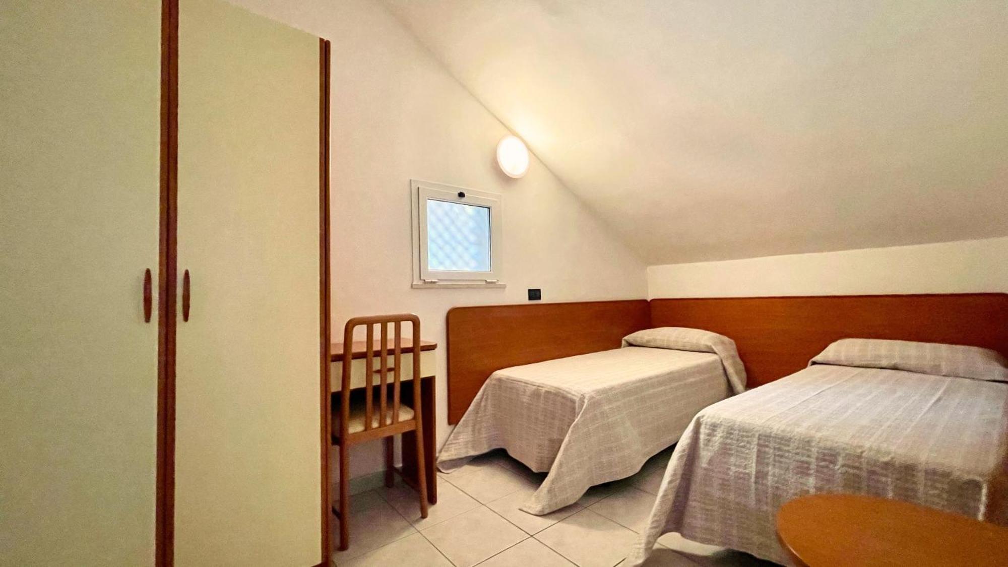 Hotel Zanella تّشيرفييا المظهر الخارجي الصورة
